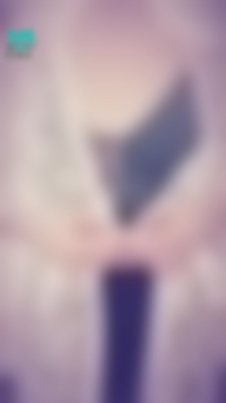 janicee : 解開罩衫😈
短裙側邊性感的扣環💖
低胸細肩帶上衣⭐
under the coat💚