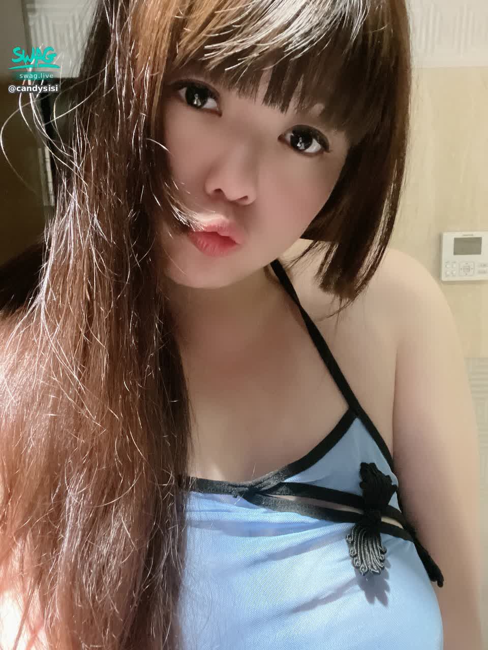 c*******i : 愛我好嗎？