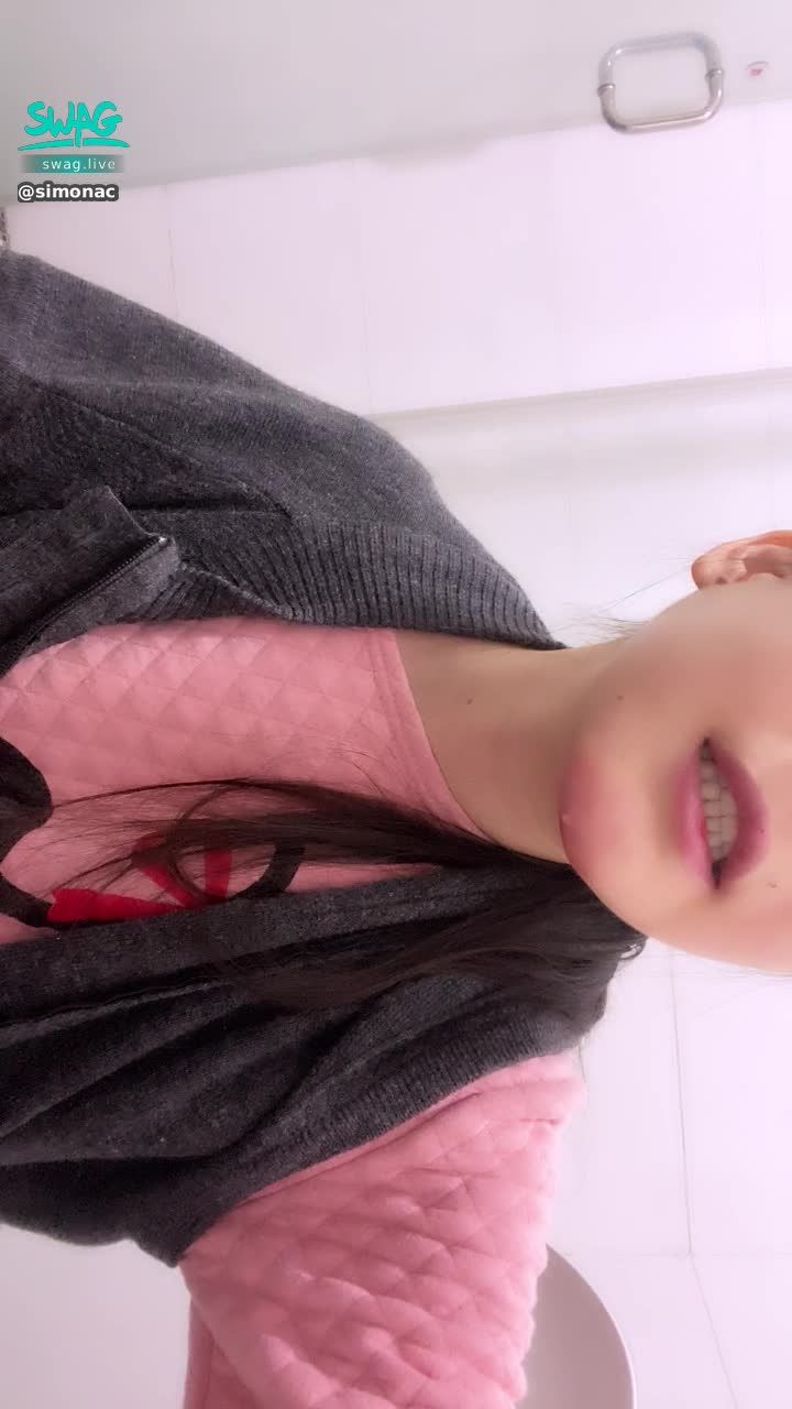 simonac : #暗黑版華燈初上 殘寶貝解釋華燈初上內幕