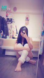 janicee : 甜甜的軟萌女友💚
soft and sweet gf💙