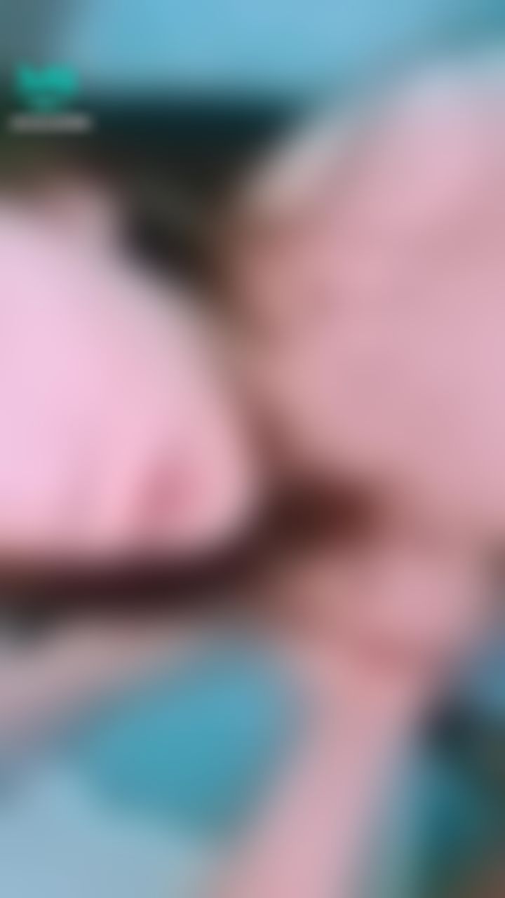 venusbebe : ⚠️想要解鎖完整版
💁🏻‍♀️請以文字回覆私訊向我要喔🥰😍

💁🏻‍♀️全長只有5分鐘左右🤷🏻‍♀️ #廣東話 #小淫娃

男友都說我怎麼吃得像是🍭😮‍💨(哈哈)
😗我邊舔著邊說：因為是真好吃的呀🥰

🤭我怎麼想起那情景邊打字邊濕了🤤

⚠️首次回覆文字私訊解鎖新粉禮🍭🙃