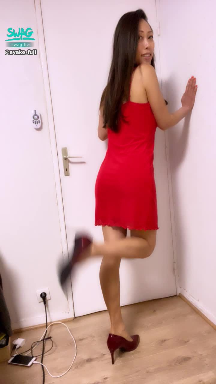  : #highheels