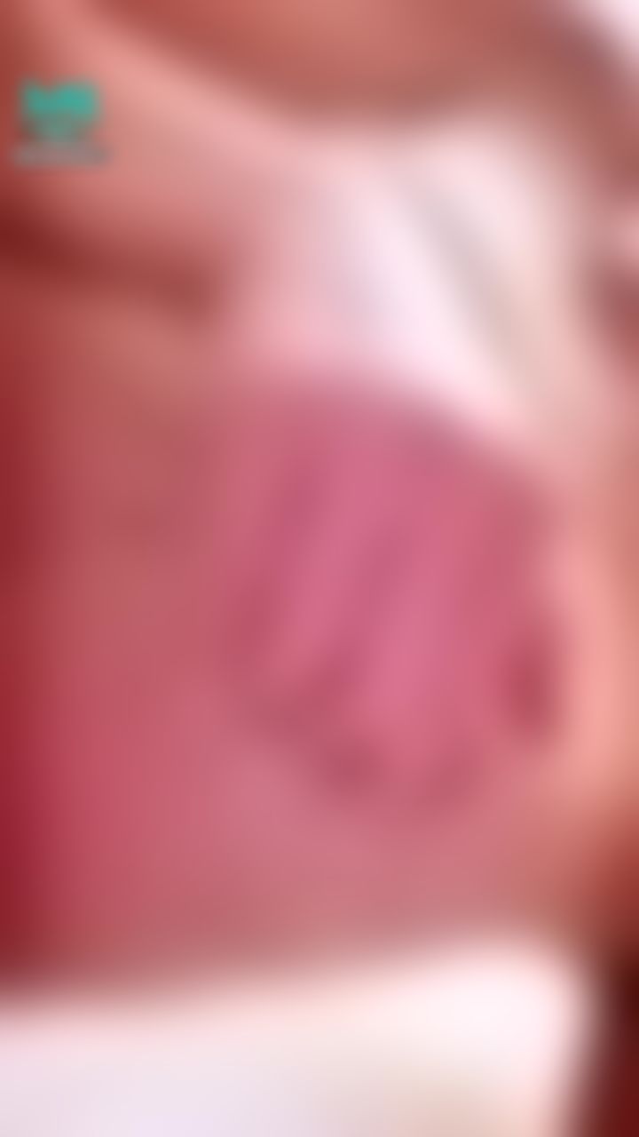 sweetievv : 奶頭微微凸起來了…好想被舔😻