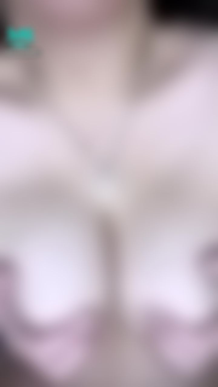 lovemilemile : 低鑽福利 沒什麼就純晃奶😘😘😘😘😘