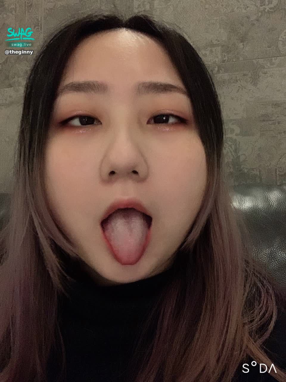  : 先用個阿嘿顏打招呼🥰🥰🥰