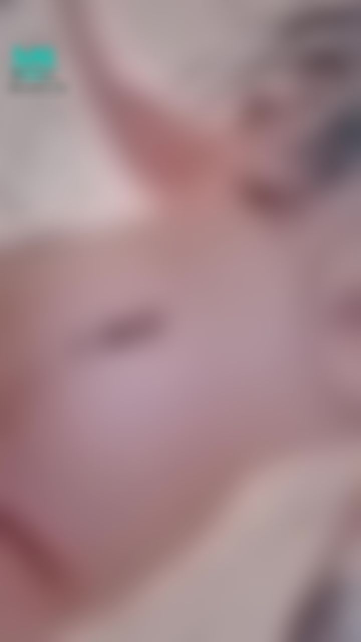 venusbebe : 苦了我自己一個人，沒有男伴可以隨時讓我…🔞
其實我拍限時動態拍得都不知道拍些什麼好了…


無非就是想讓哥哥們可以注意到🥺

💗來撩我吧😞想要要🤤
☹️例假中還是忍不到好色的我🙈

☝🏻首句文字訊息✉️解鎖新粉禮✨
🤷🏻‍♀️私藏片❔🤷🏻‍♀️即拍影片❔
💁🏻‍♀️全都在聊天室喔💬
🤭聊天禮物🎁解鎖更多刺激內容💋