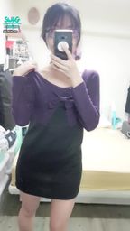 janicee : 貼身短洋裝下的姣好腿型👠
拉開衣領,今天的內衣是孔雀藍的💓💙
anyone in love with ponytail♥️?