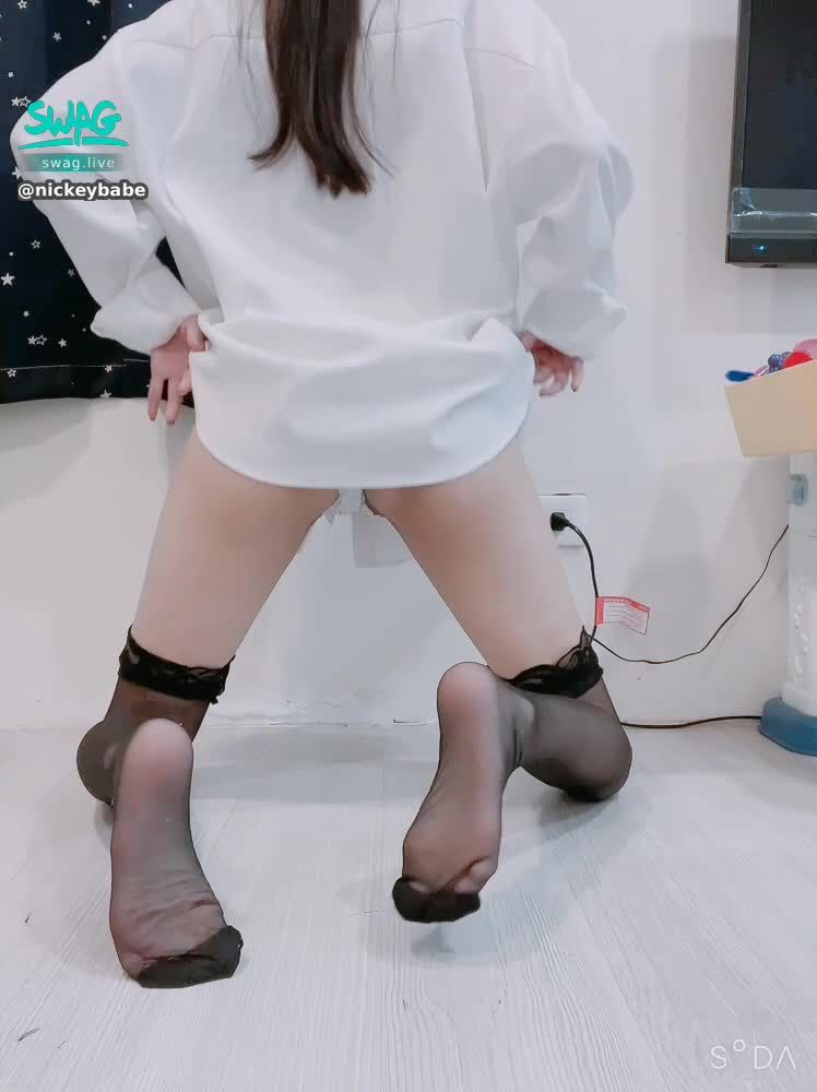 n********e : 白蕾絲
