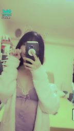 janicee : 小貓咪喵喵叫💋
穿著深V睡衣的性感小貓咪💗
satin cat💖