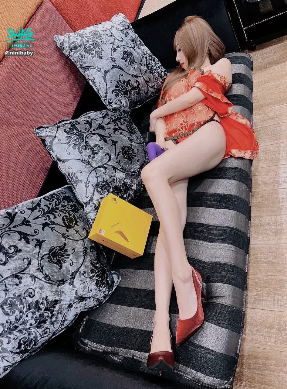 ninibaby : 粉粉們💘快月底啦🙏🙏

喜歡妮妮的寶貝幫人家衝衝業績🥺🥺🥺


送送新年禮🎁

送一個虎哩快樂🐯
送一個虎年發大財🐯
送一個虎年好運到🐯


送越多禮物🎁妮妮會送你更多隱藏版😈福利滿滿✨
都是實戰露臉的大尺度淫片🥰讓你硬榜榜射不完💦💦


⚠️加碼⚠️今天送一個「虎年行大運」🐯純約會低鑽福利💋