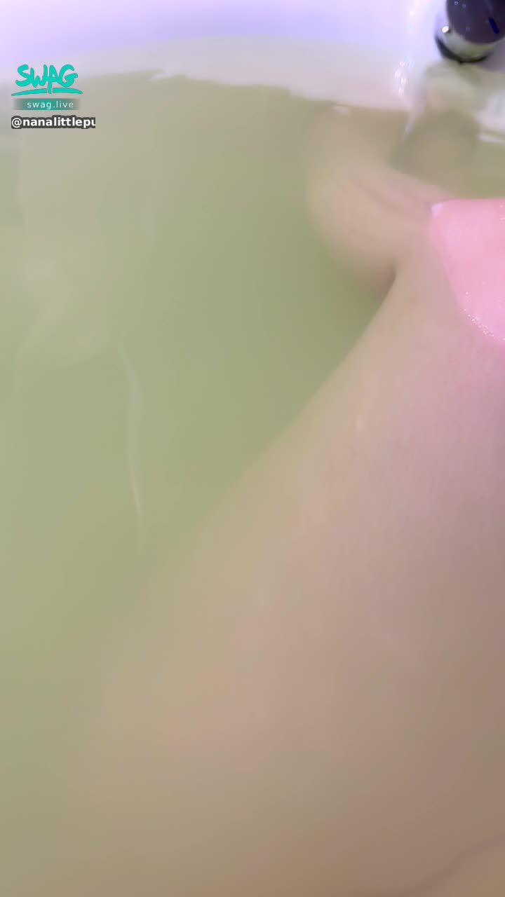 nanalittlepupy : 請葛格這兩天多注意動態唷🧡
然後昨天的隱藏版…
娜娜太激動了 所以才…🐯




剛剛跟家人吵了一架
心情特別悶 有時候真的不想顧慮太多
然後哥哥有特別想看什麼可以跟我說喔
說不定會有小驚喜😜