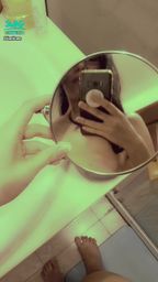 janicee : 從上往下轉90度的窺探💗
用小圓鏡偷窺💋
洗澡前拍一下⭐
peek💙