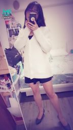 janicee : 毛茸茸的外套下藏著什麼呢?👀
furry winter 💙