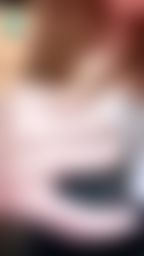 sweetievv : 在外面偷偷往下拉內在美 …哥哥覺得性感嗎😜