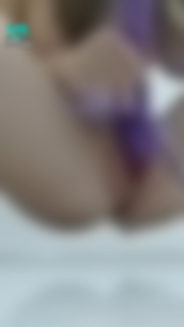 cocolunna : 🈲好夸张！！！！用按摩棒震荳荳 太刺激了 整个人抖起来！！！高潮了！！！全身抽搐！！！！💦💦💦💦💦
🔥🔥🔥🔥穴穴特写！！！  白酱还从穴穴里地流出来 滴在地上了😱😱😱😱