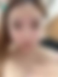 p*********e : 天啊~暈暈跑出來了
沒看過這麼大的奶子😍