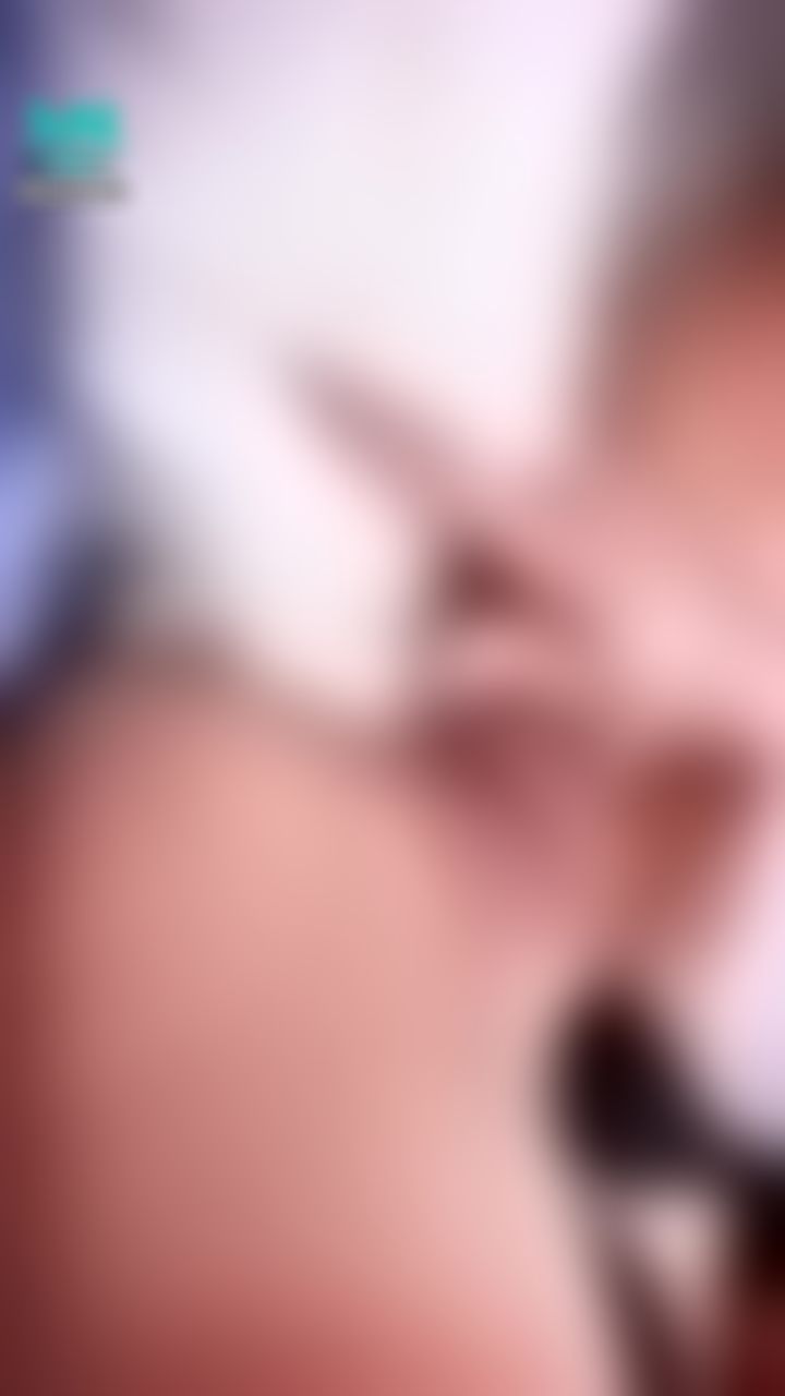 yunibabe : 猜猜狐狸妮在做什麼👅👅👅
插著狐狸尾巴的模樣真色😈