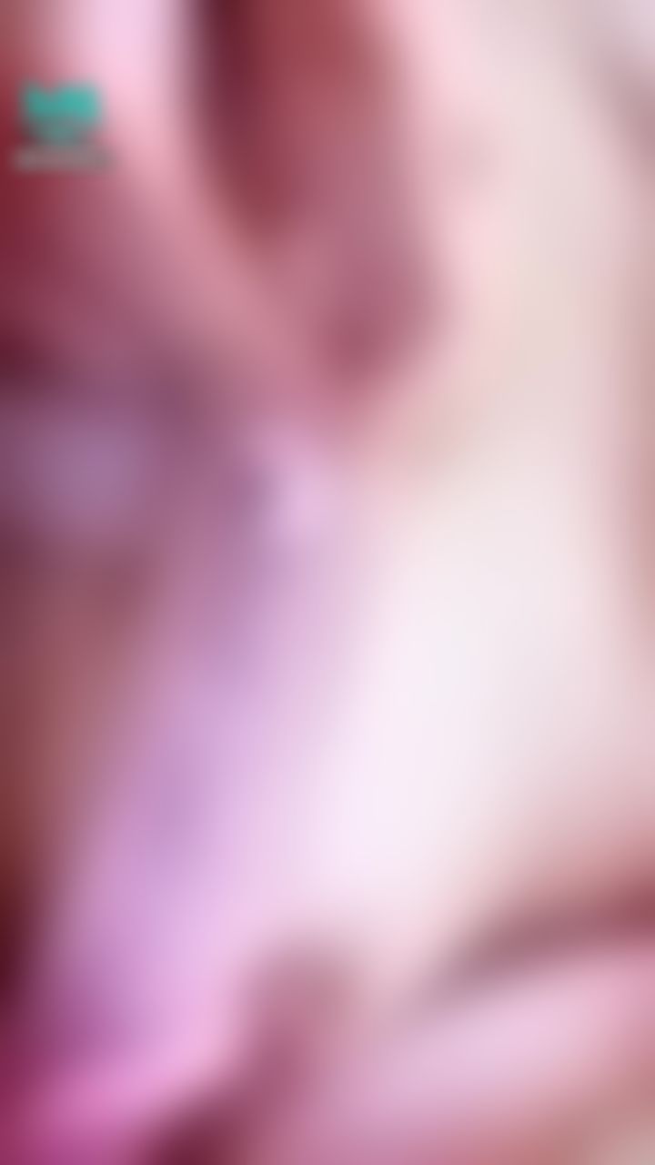 sweetievv : 📌SWAG情人節 奶頭怎麼硬不停 想不想要當肉棒這樣摩擦💗