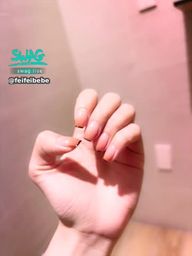 feifeibebe : 午安菲寶們❤️ 今天的新指甲~ 還喜歡嗎?