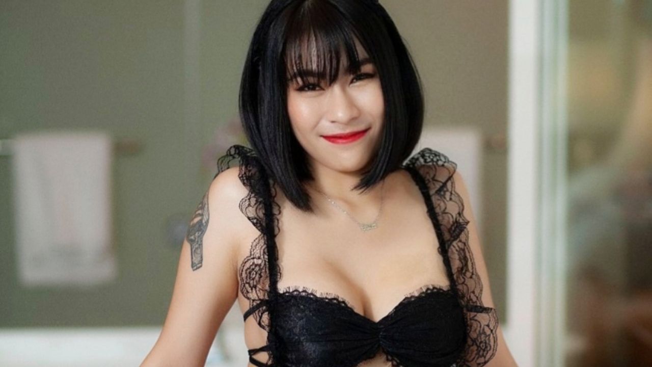 mymint : Finger Job 🤤👍🔞
