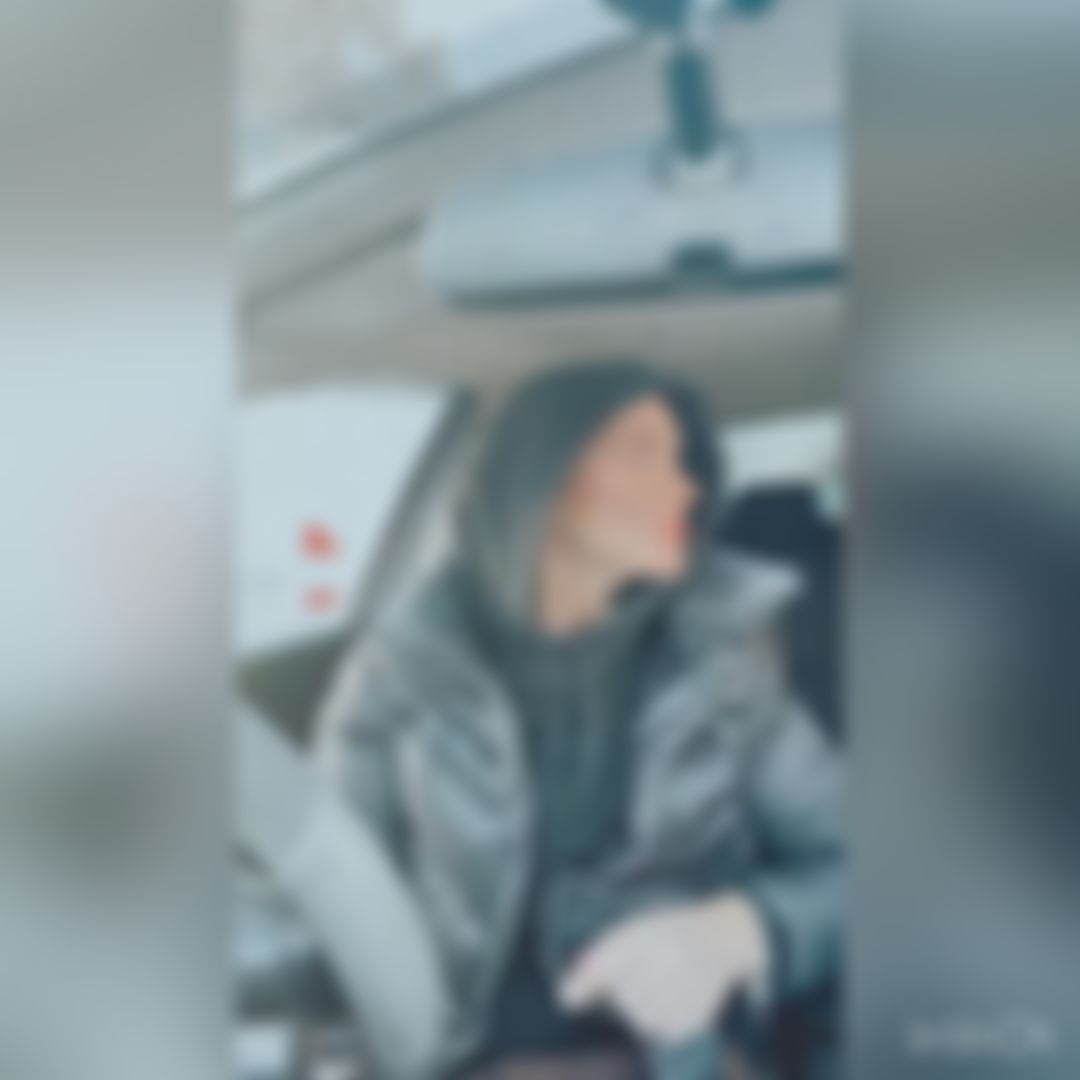 kriskristina : It’s me. And I can be different.