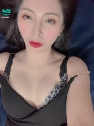 stellajs : 揉揉白白嫩嫩的葡萄給你看😈😈
私訊有小福利喔~~