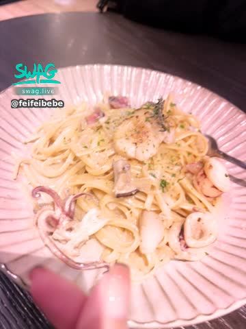 feifeibebe : 今天吃麵麵❤️❤️