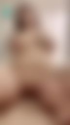 kathyicup : 一分鐘愛愛片‼️騎在上面張開腿一直搖⋯好喜歡肉棒插在淫穴裡的感覺呀⋯大奶也上下跳動⋯跟我做愛都要被我晃暈了⋯😈👅💦🍆🔞