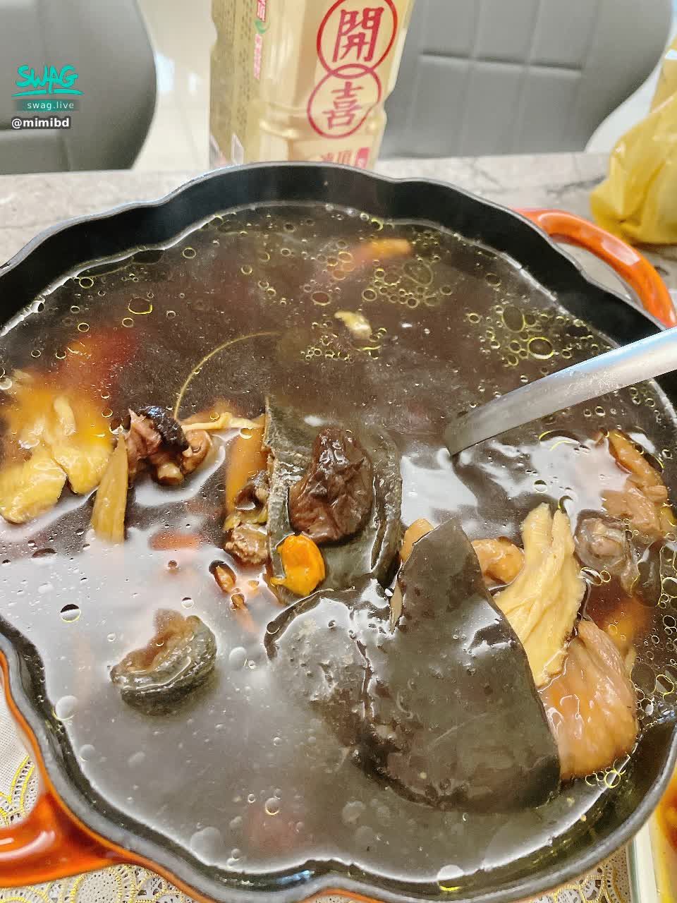mimibd : 吃飯飯啦 阿姆啊姆