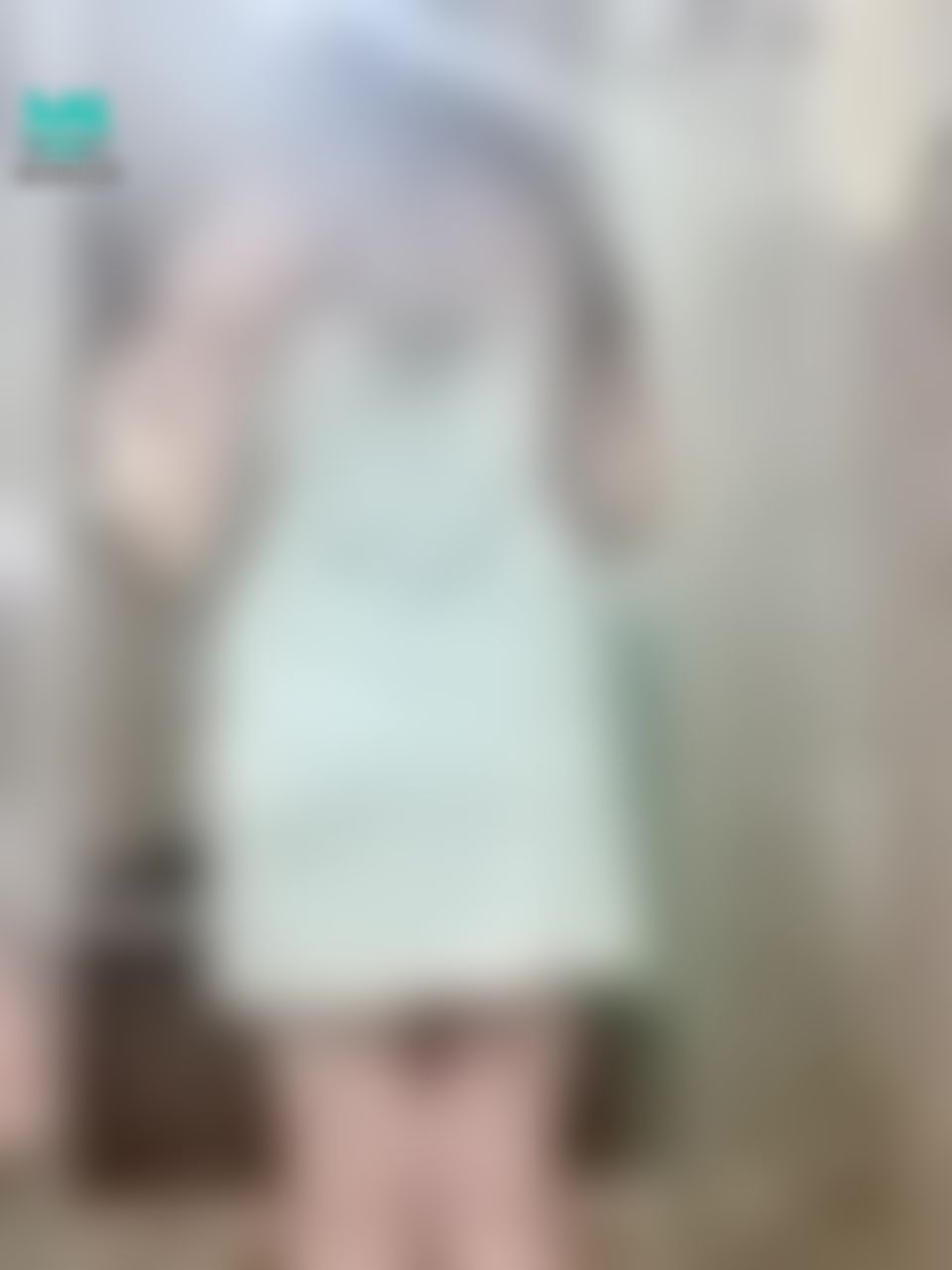 deliababy : 啊⋯⋯浴巾掉了😳
哥哥要跟莉亞一起洗澡嗎？