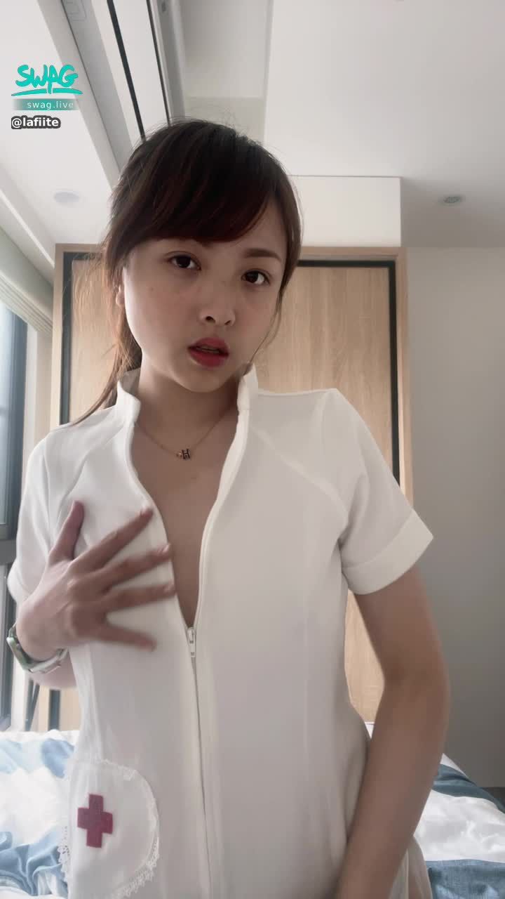 lafiite : 你們喜歡這樣的小護士嗎？
我很喜歡❤️