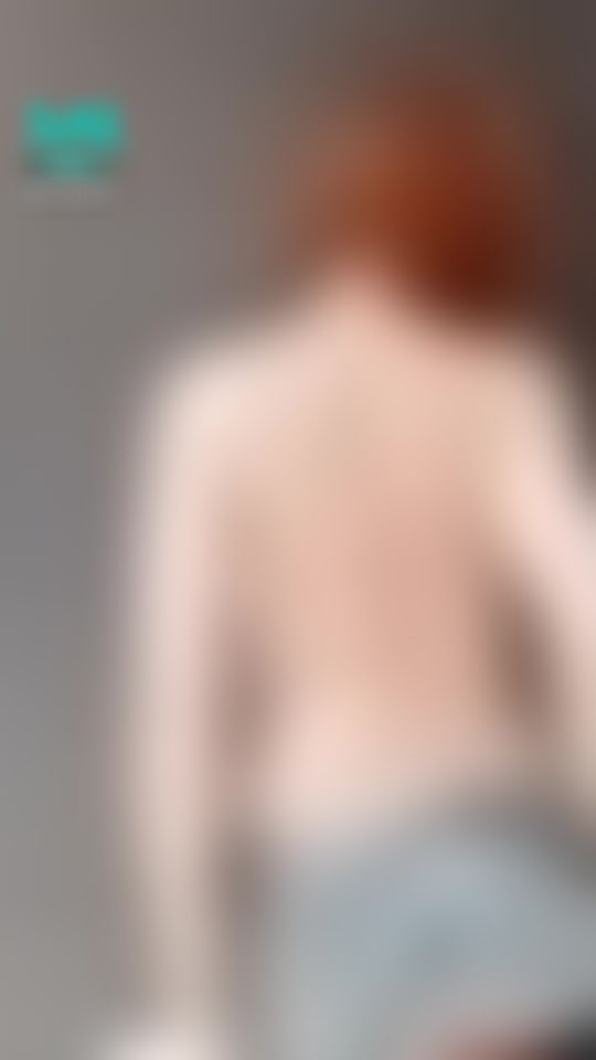 ellieellie : From jeans-nude, part 3