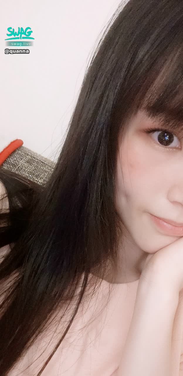 quanna : 謝謝好多粉粉的關心  現在終於好一點可以吃東西了🥺