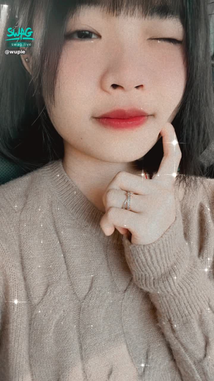  : Come to the live broadcast later 😘
New event is starting ❤️
3/5～3/8 Top 3 players with accumulated diamonds in the live streaming room
Surprise gift 💕 Exclusive for puff powder 😍
#泡芙 #直播