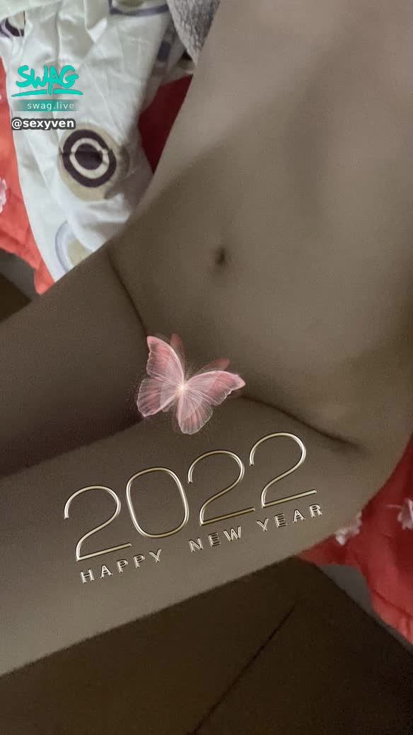 sexyven : 騎人節告白：

心被你偷走了，需要抱緊處理。

#SWAG白色騎人節 #騎人節 #SWAGTaiwan #SWAGLive #NSFWTaiwan #sexyven #湘湘