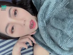 stellajs : 昨天上播前的準備🥰🥰奶奶都要掉出來的洋裝
#葡萄 #週三晚上十點直播 #私訊解鎖私藏片