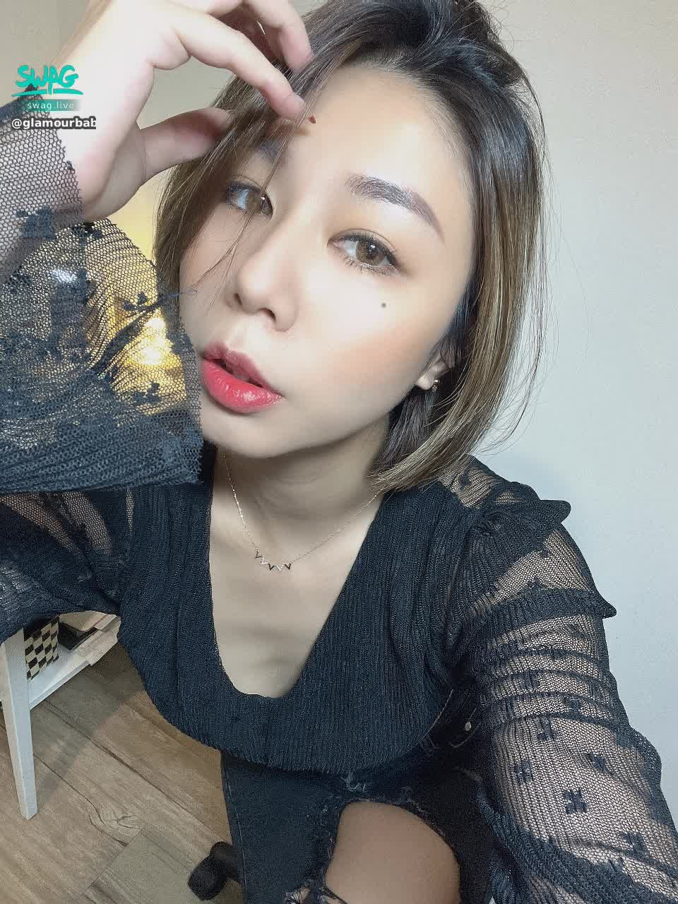 glamourbaby : 今天晚上22:00 大尺度與寶寶聯播
屁🍑在線上等你玩壞我😚