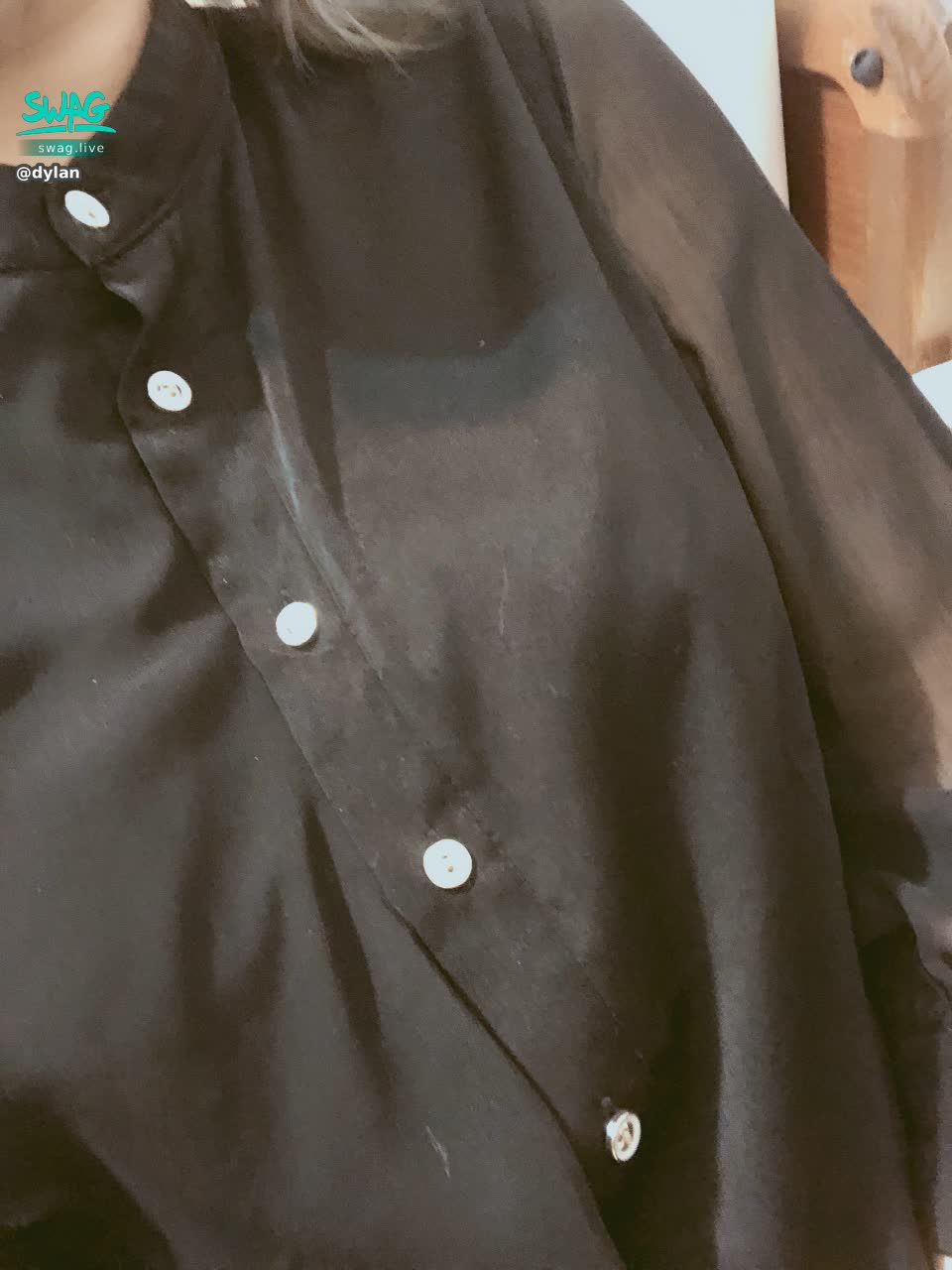  : 騎人節告白：

我就是愛比較，所以比較喜歡你。

#SWAG白色騎人節 #騎人節 #SWAGTaiwan #SWAGLive #NSFWTaiwan