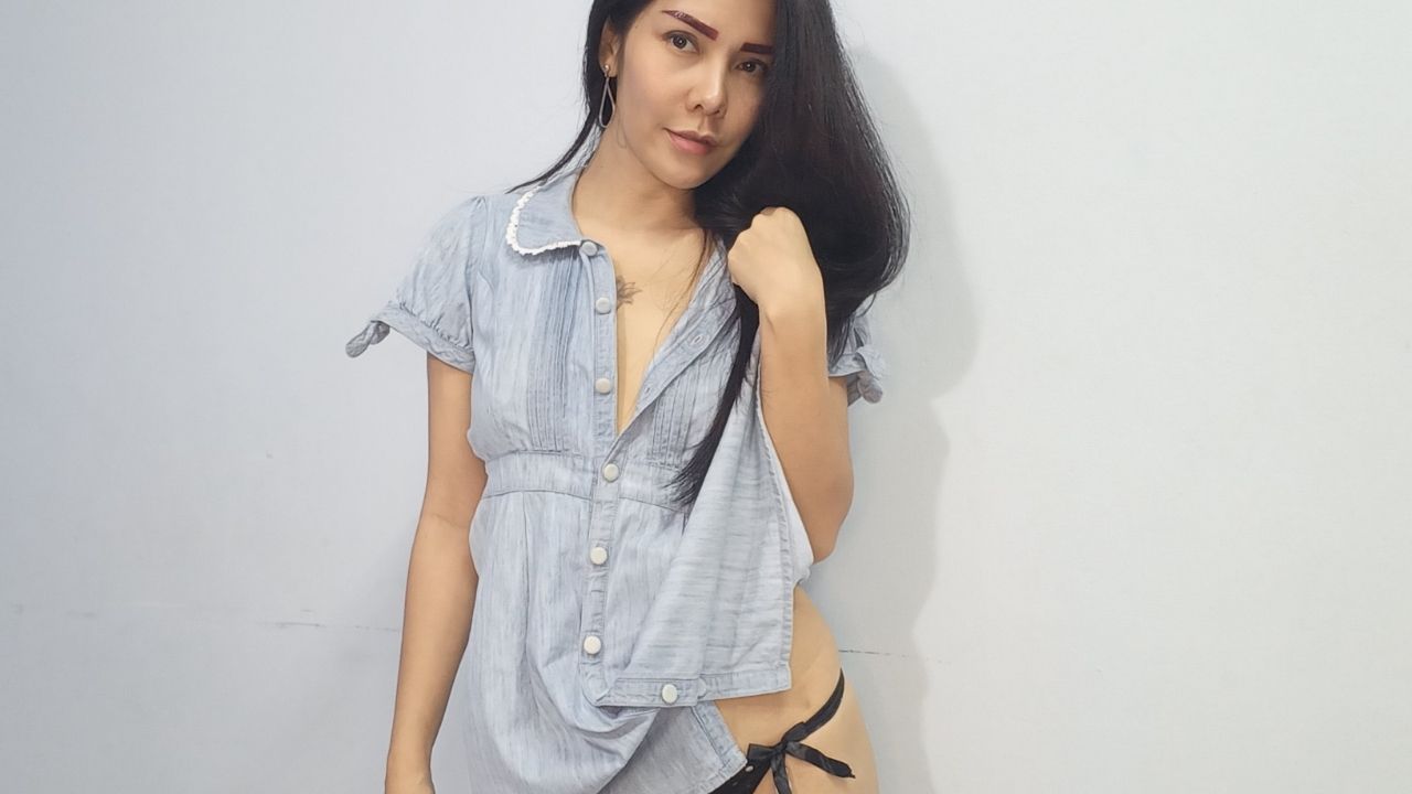 tayadeara : Sexy dancing.