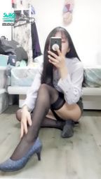 janicee : 短褲的褲底😈
OL襯衫與黑絲高跟鞋👠
膝上襪的絕對領域💋
#OL #膝上襪 #短褲 #絕對領域 #美腿 #黑絲 #大腿襪 #大腿 #長髮 #黑髮 #氣質 #褲底 #高跟鞋
