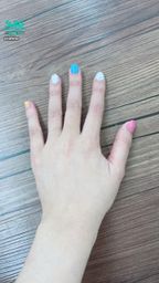 lafiite : 阿妃的手手,我覺得無敵可愛❤️