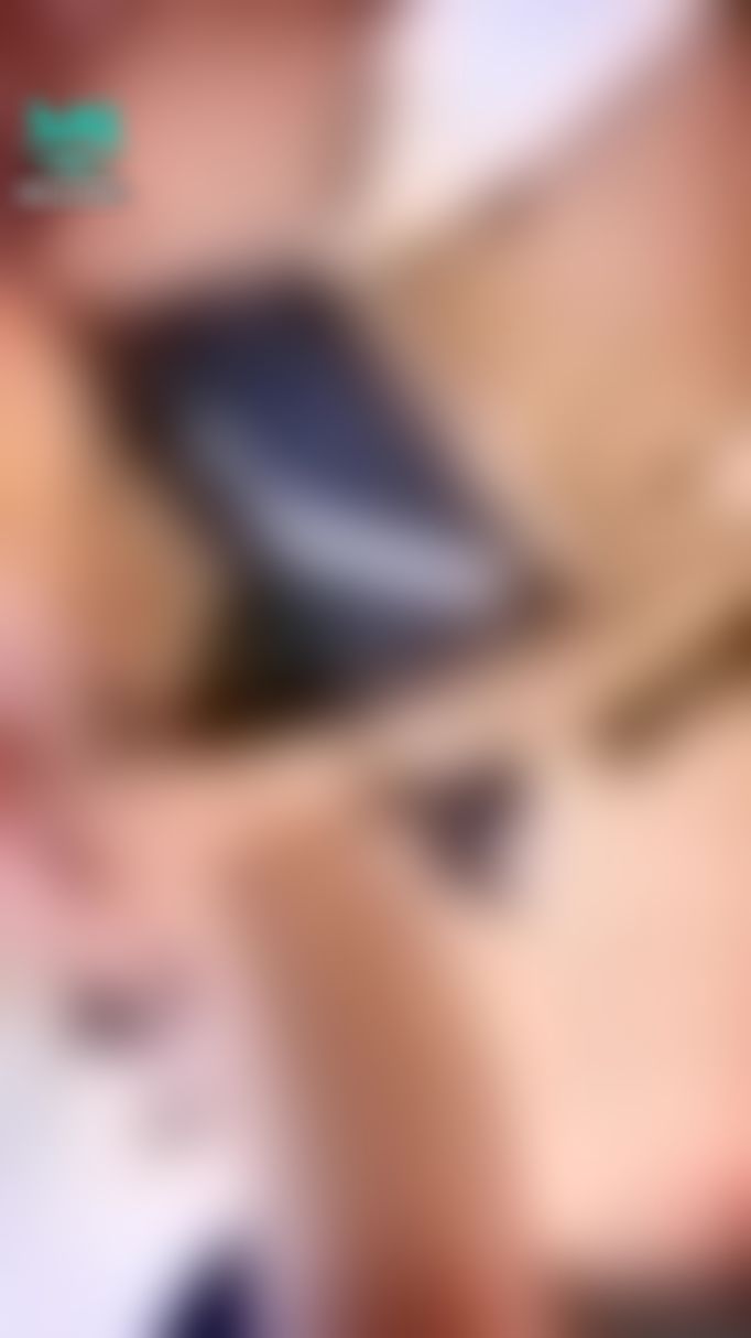 yunibabe : 🔞欲求不满的学生妹，直播結束還是🈵️🈵️慾望🔥🔥
抬腿讓小怪獸更深入小穴裡，滿足到舒服呻吟！！！
整張床整個濕答答的⋯⋯

#熱門🔥 #奶穴同框 #三點全露 #奶 #嫩穴 #一線鮑 #白虎
#稚嫩 #學生服 #呻吟 #慰慰 #hot #sexy #淫蕩 #誘惑 
#情色 #性感 #白汁 #小隻馬 #尤妮 #yuni