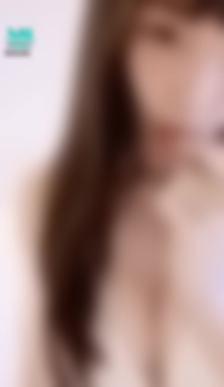  : 有沒有被誘惑到想報名被Q娜咬咬的感覺  #誘惑 #手指 #舌頭 #露臉 #奶 #性感 #內衣 #乳溝