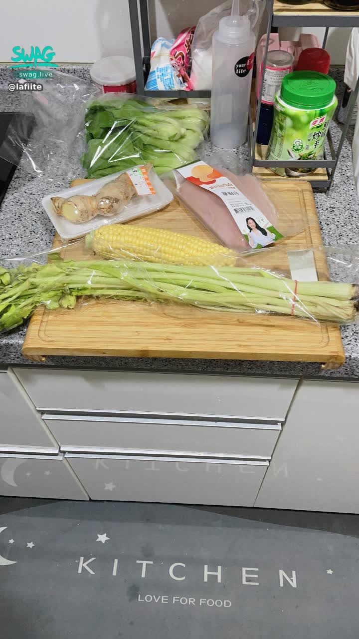  : Mysterious cooking time

You guys can start guessing what the hell I'm cooking

Prompt, nutritious meals for patients
