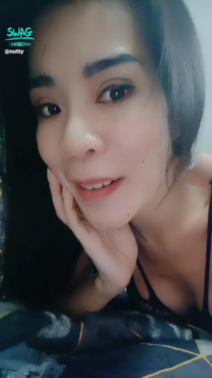 nutty : Is this pose enough to satisfy you? 🤤👅🍑 #sexy #ass #cute #Thai girl #beautiful