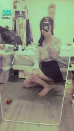 janicee : 跪著也會曝光👀
黑短裙的小秘書上線了💖
out of office♥️
#OL #襯衫 #短裙 #美腿 #裸足 #赤腳 #長髮#黑髮 #腳趾 #裙底 #角度