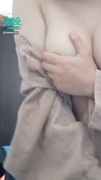 lelelina : ❤️❤️捧奶甩甩在揉搓一下🤏