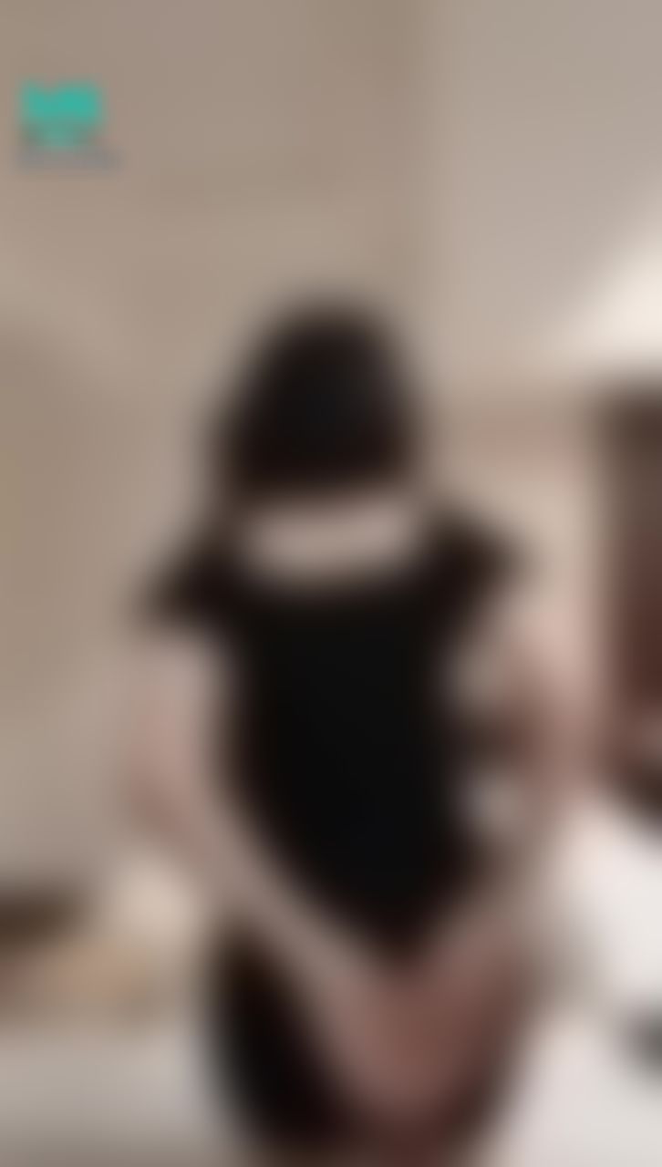 loveevelyn : 可可愛愛~搖尾擺臀
拍完自己看怎麼覺得很憨？😂🤣🤣
