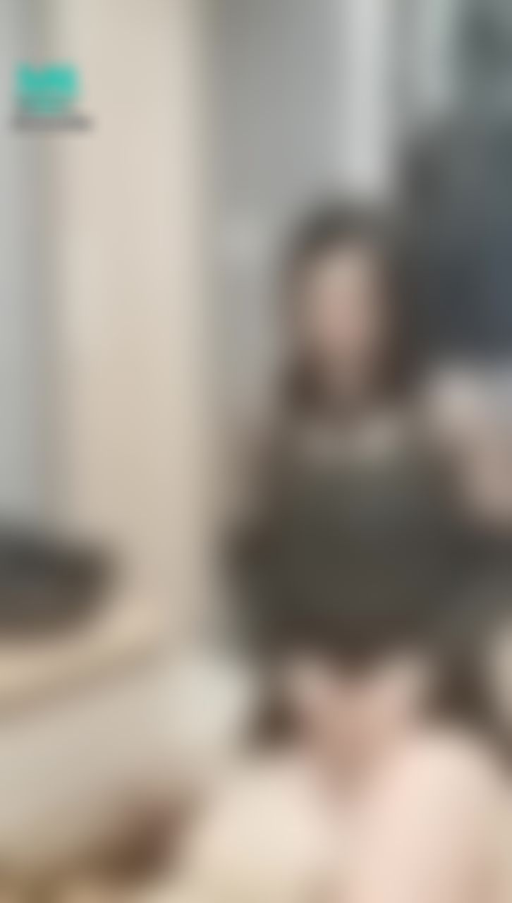 loveevelyn : Tony會give me five耶~~~
有亮點，露了……😈😈😈