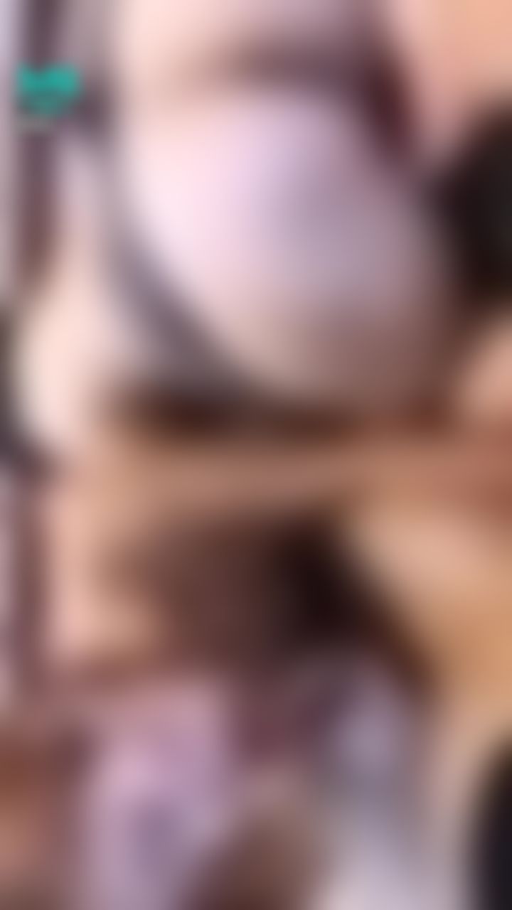 llullu : 🔞姊妹丼🔞哥哥這樣舒服嗎😈妹妹也被你摸的一直扭腰😳😳😳
#3p #小隻馬 #露臉 #口交 #愛撫